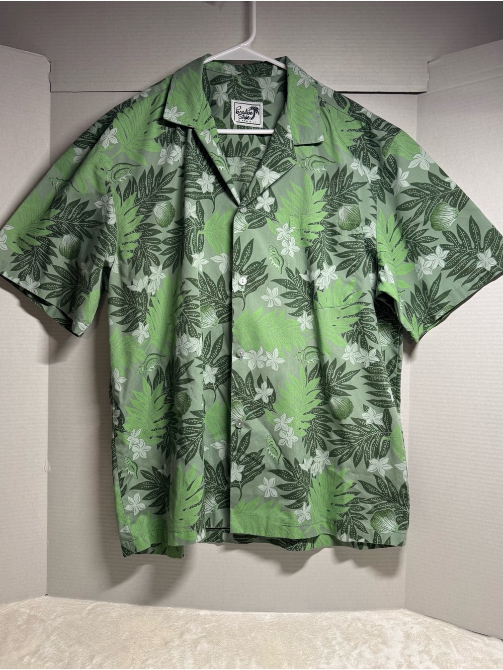 Men's Green Tropical Floral Short-Sleeve Button-Down Shirt